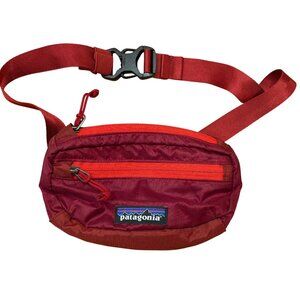 Patagonia Lightweight Travel Mini Hip Pack / Fanny Pack – Burgundy Red